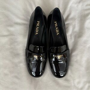 Prada Vernice Block Heel Black Patent Leather Loafers Gold Triangle Logo Size 38